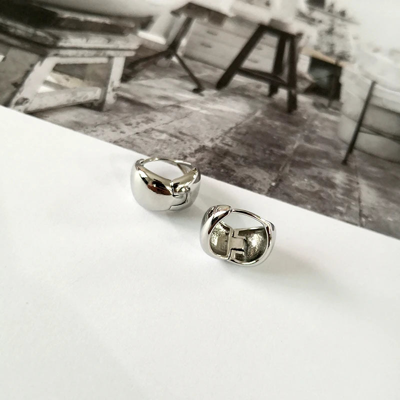 4 Designs Round Ball Geometric Earrings Textured Earrings for Women Star Earrings Basket Huggie Earrings 2019