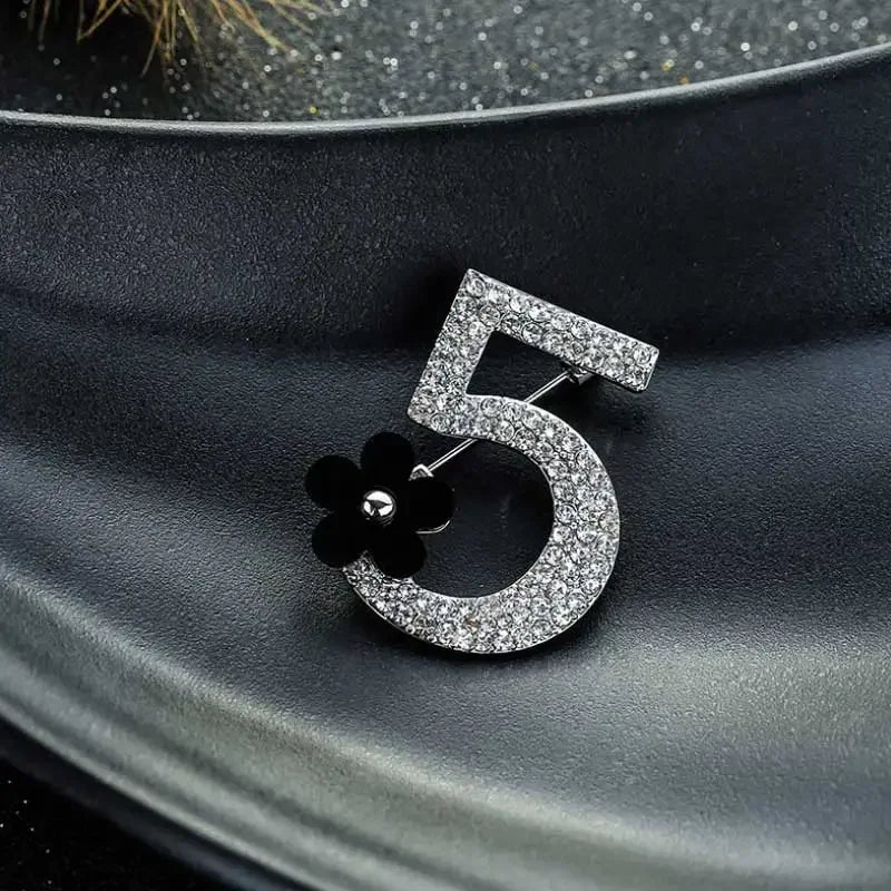 Letter 5 Full Crystal Rhinestone Brooch Pins For Women Party Flower Number Brooches
