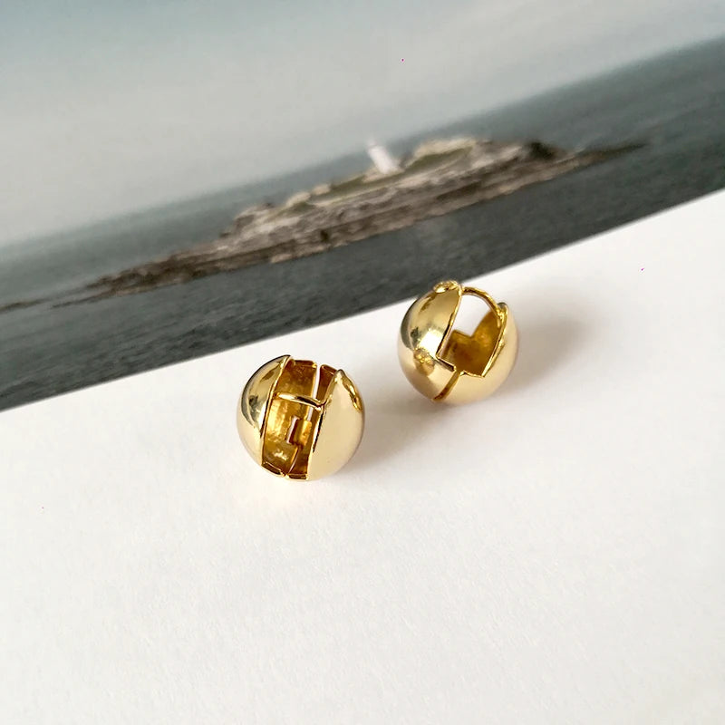 4 Designs Round Ball Geometric Earrings Textured Earrings for Women Star Earrings Basket Huggie Earrings 2019