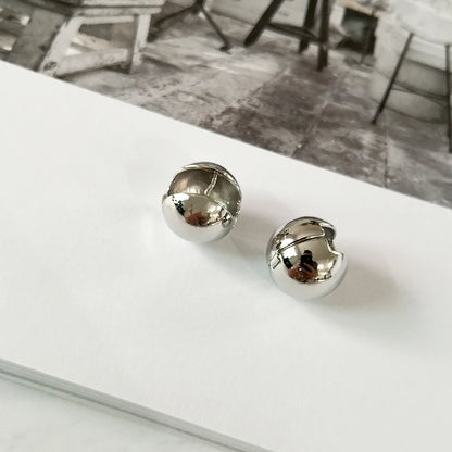 4 Designs Round Ball Geometric Earrings Textured Earrings for Women Star Earrings Basket Huggie Earrings 2019